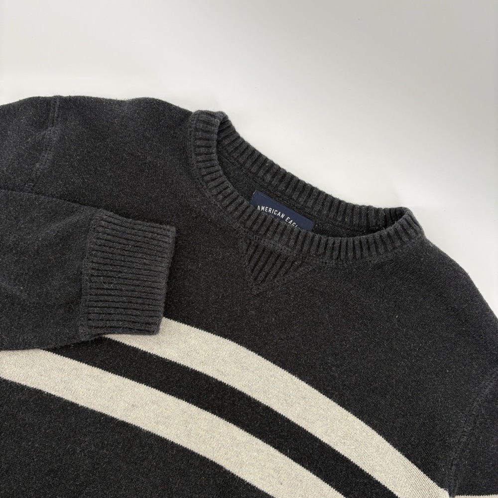American Eagle Men‎ Large Black White Stripe Crewneck Sweater Knit Striped